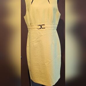 Elegant Yellow Sleeveless Dress